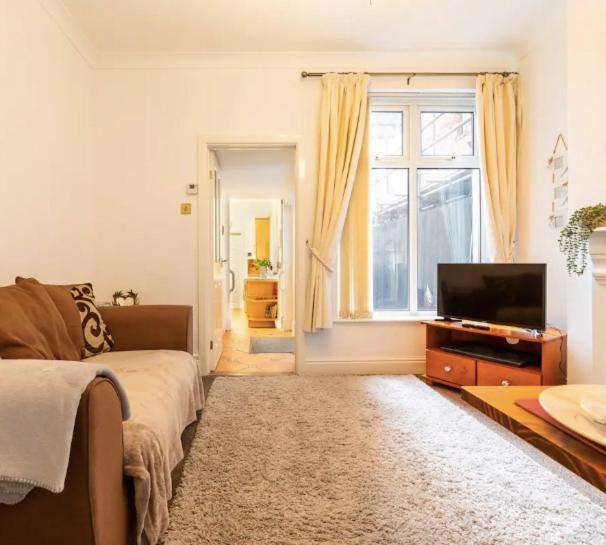 Shelley'S Seaside Stay Porthcawl Exterior photo